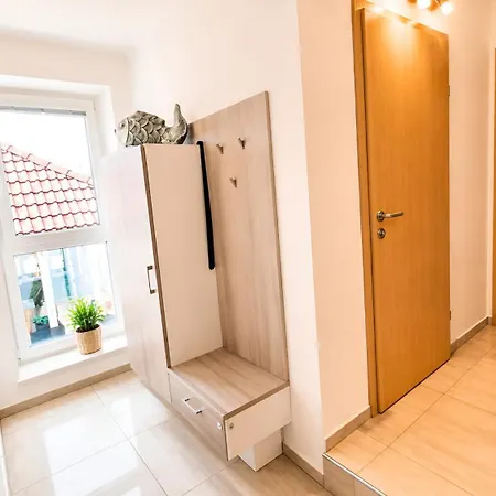 Großzügiges Mit Eigenem Bad Nähe Pferdezentrum Apartment